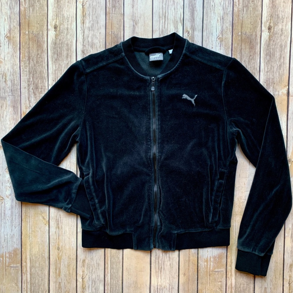 Women’s medium velour puma full zip track jacket